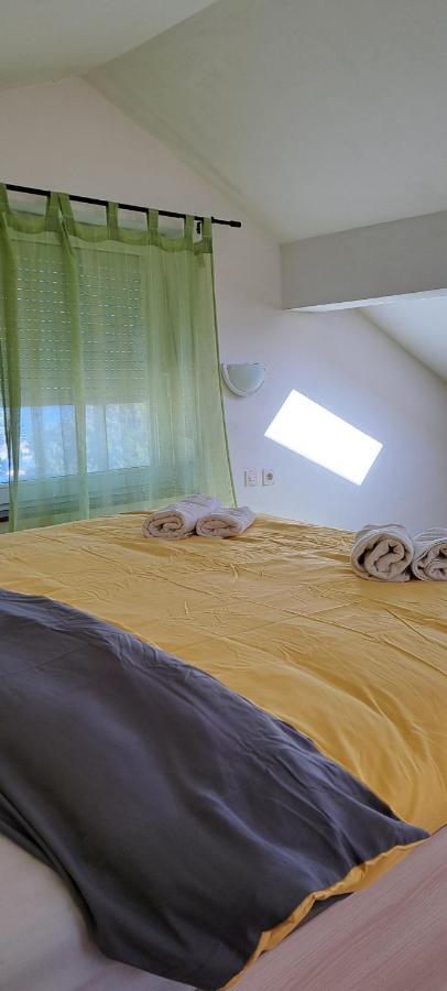 Apartment Niko Vir Luaran gambar