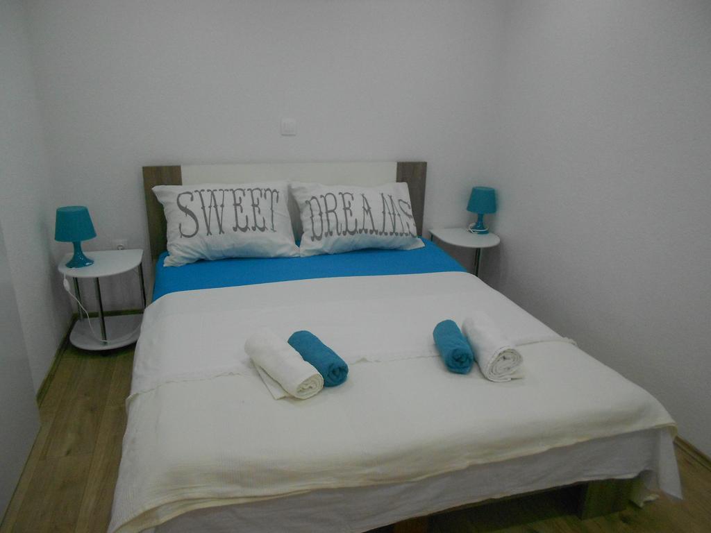 Apartment Niko Vir Luaran gambar
