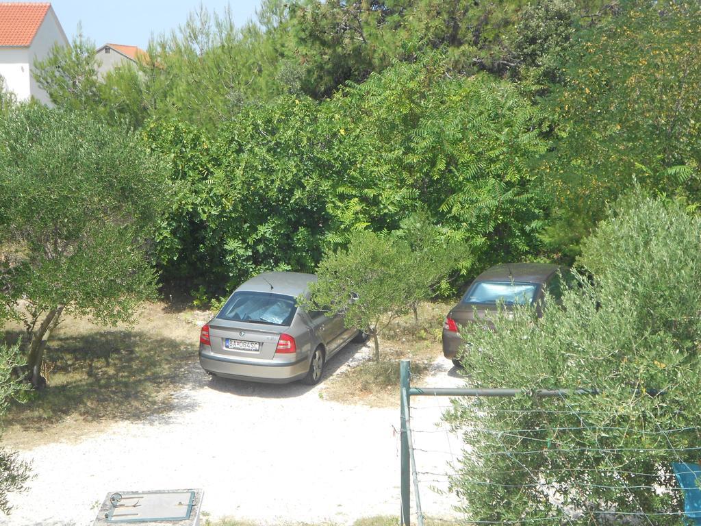 Apartment Niko Vir Luaran gambar